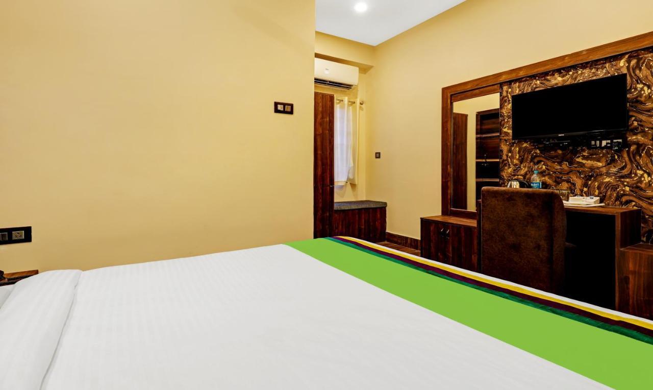 Treebo Spring Brook Hotell Guwahati Exteriör bild