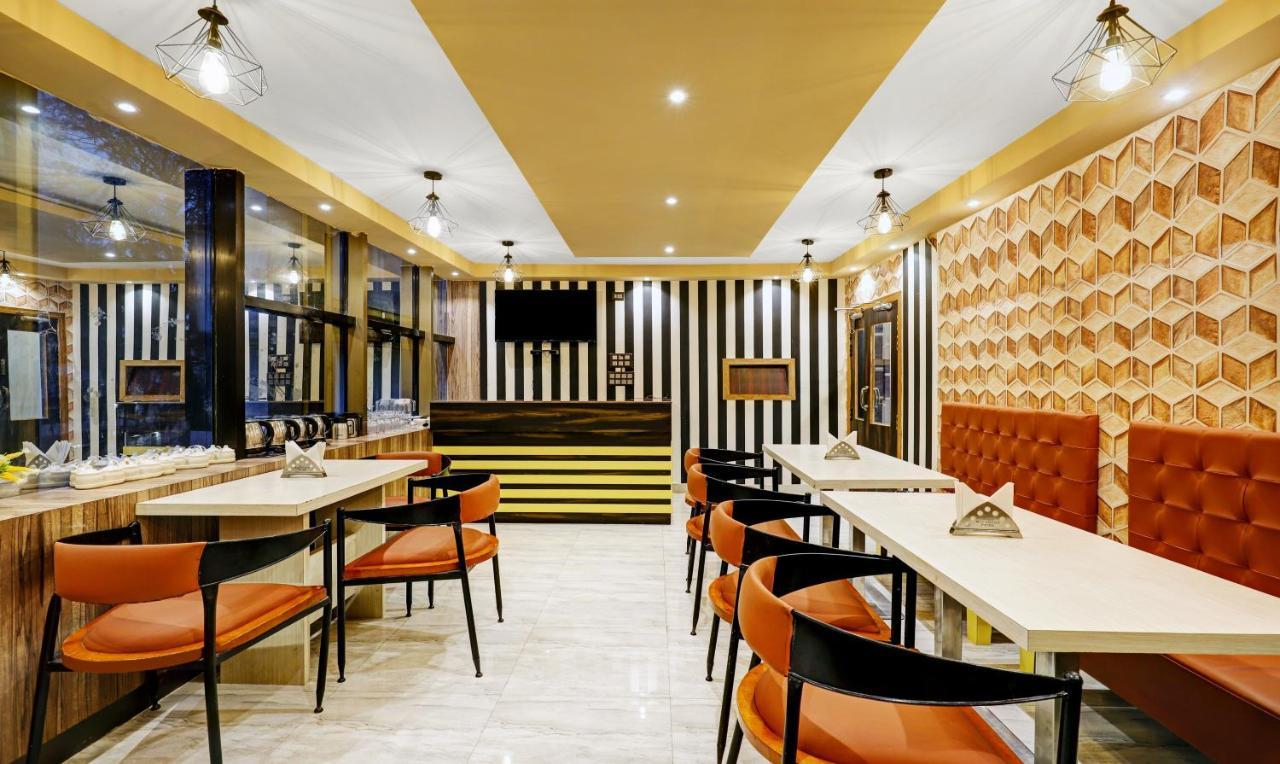 Treebo Spring Brook Hotell Guwahati Exteriör bild