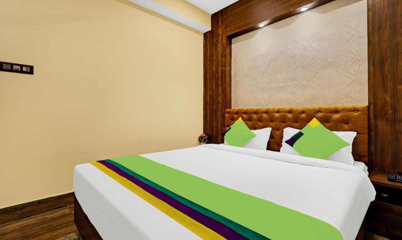 Treebo Spring Brook Hotell Guwahati Exteriör bild