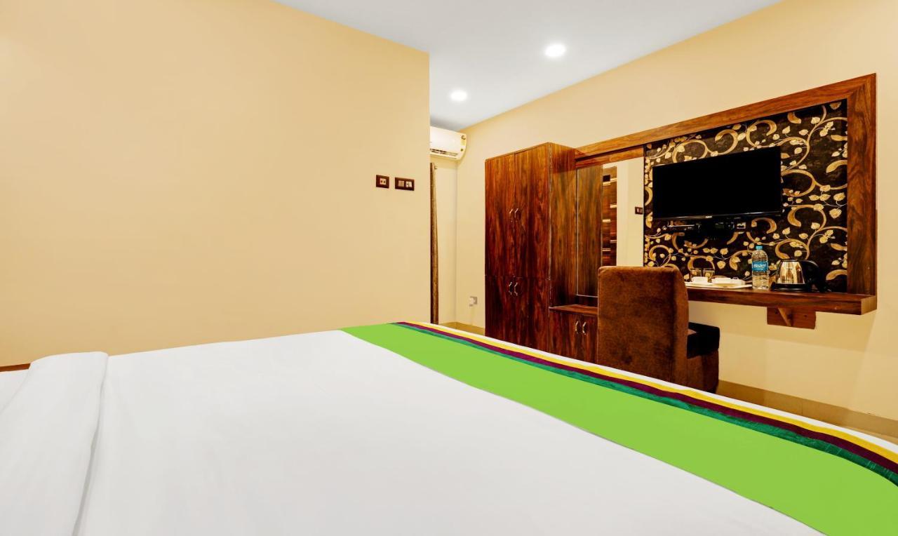 Treebo Spring Brook Hotell Guwahati Exteriör bild